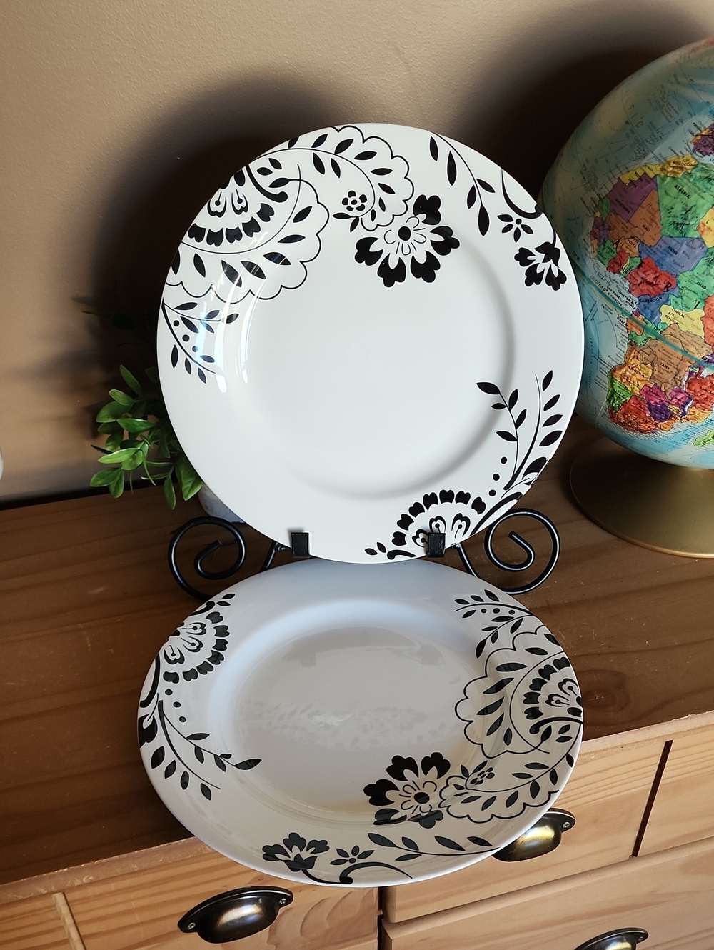 Martha Stewart HUDSON BLACK Dinner Plate 11.5” - Set Of 2